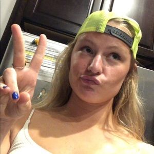 Meet your Posher, Greer